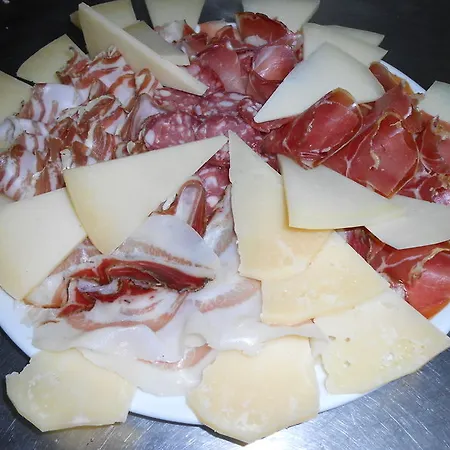 Su Pasu Locanda 2*