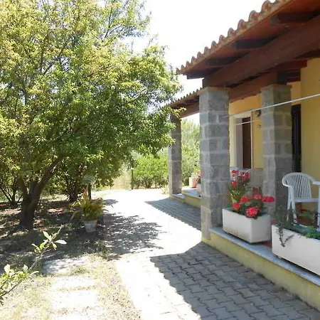 Su Pasu Locanda 2*